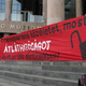 Illustration for article titled Átlátható kulturális életért tüntetnek civilek a Ludwignál